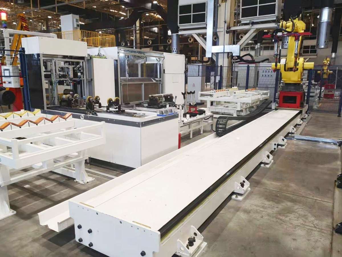 【通錦第七軸】生產線添加第七軸機器人帶來的好處