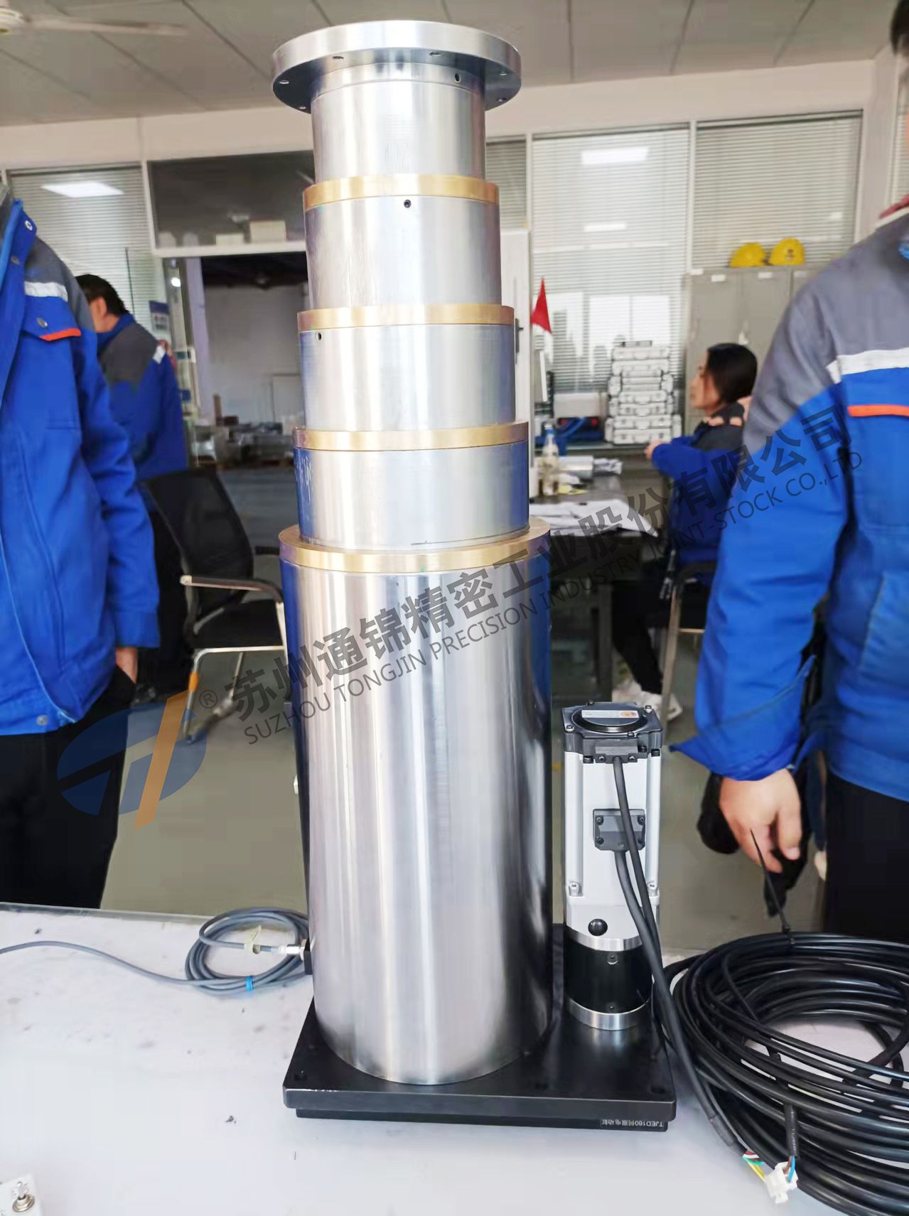 四節(jié)電動缸