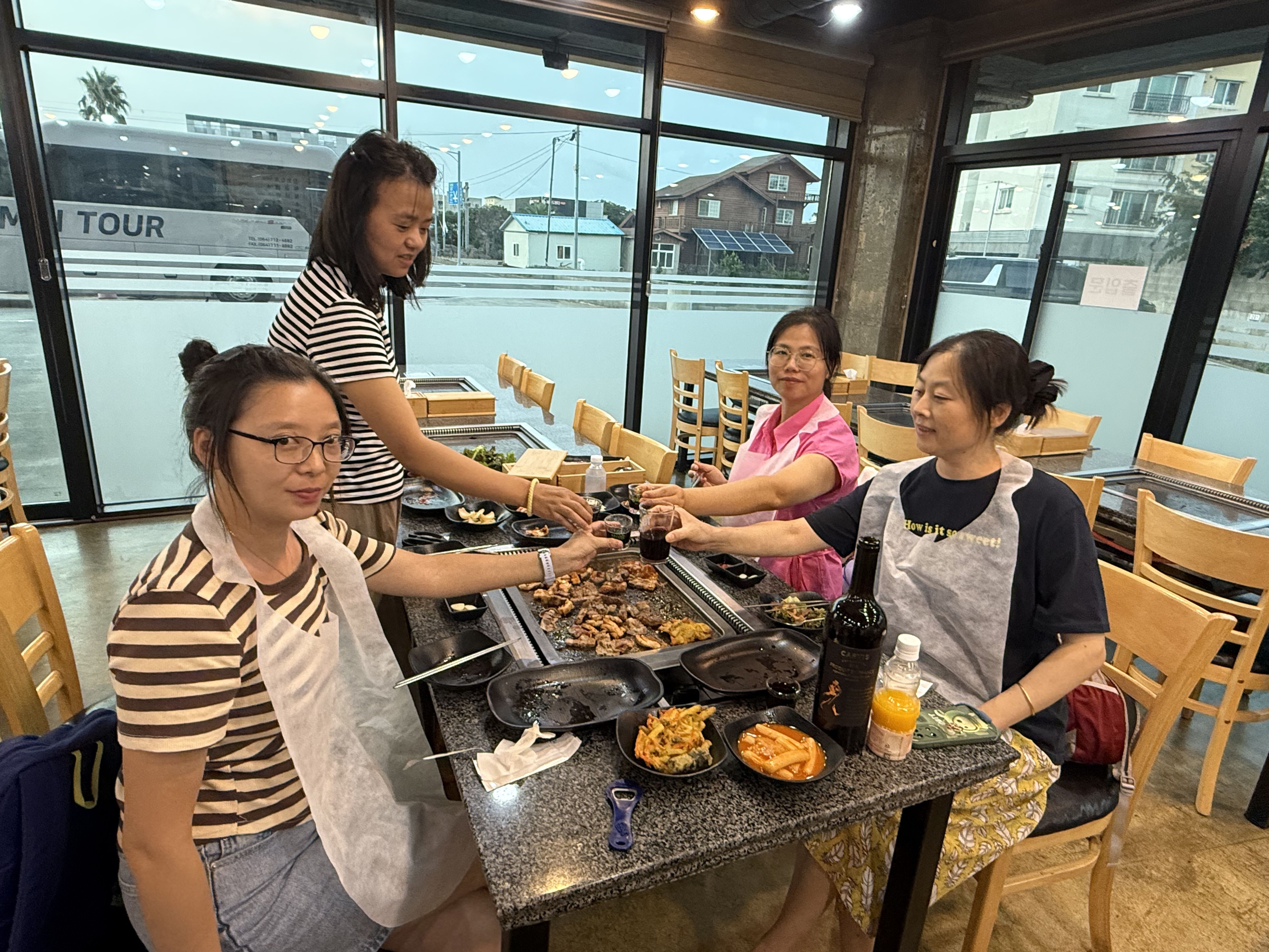 十年相伴,濟(jì)州同行 |2025年 通錦精密老員工七夕韓國之旅圓滿收官! 十年相伴,濟(jì)州同行 |2025年 通錦精密老員工七夕韓國之旅圓滿收官!